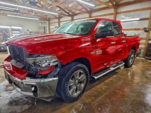 RAM 1500 SLT 5.7L 8 2014