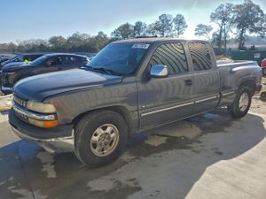 Chevrolet Silverado 1500 C1500 4.8L 8 2002