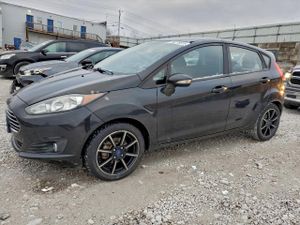 Ford Fiesta SE 1.6L 4 2015