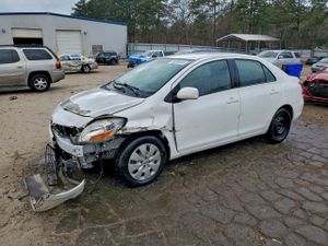 Toyota Yaris 1.5L 4 2010