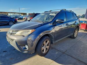 Toyota Rav4 XLE 2.5L 4 2013