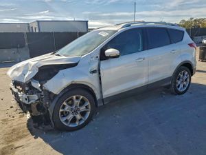 Ford Escape TITANIUM 2.0L 4 2015