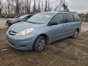 Toyota Sienna CE 3.5L 6 2007