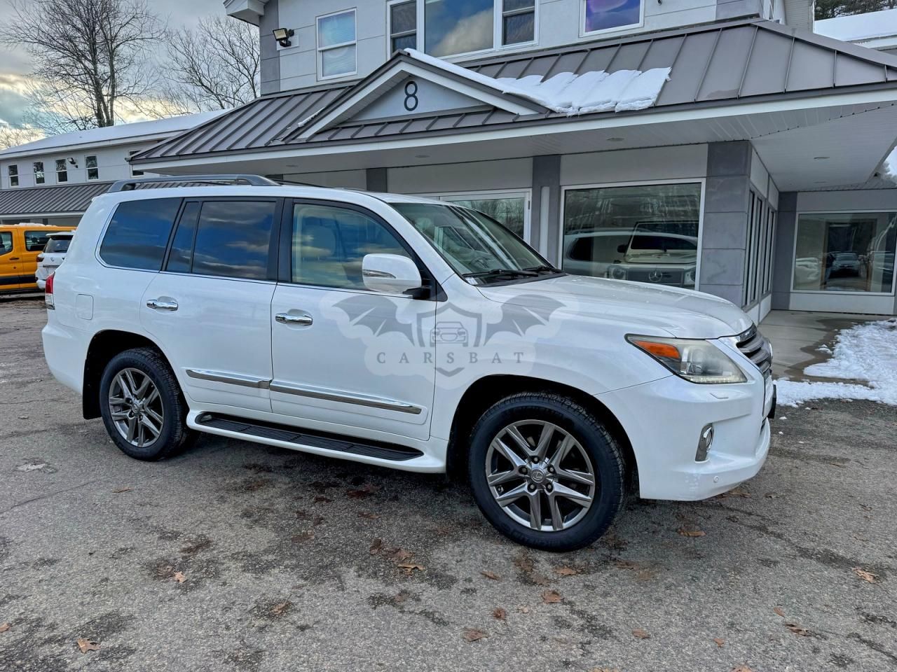 Lexus LX 570 5.7L 8 2013