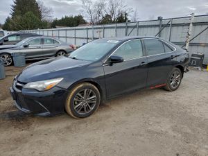 Toyota Camry LE 2.5L 4 2015