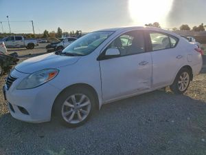 Nissan Versa S 1.6L 4 2014