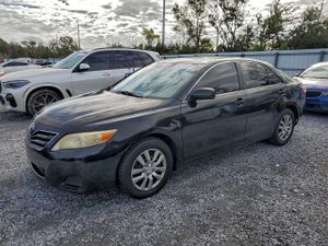 Toyota Camry BASE 2.5L 4 2011