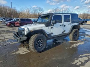 Jeep Wrangler SAHARA 3.6L 6 2012