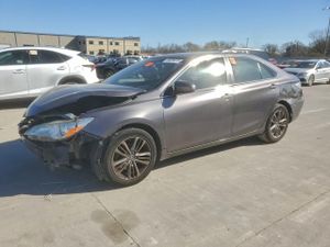 Toyota Camry LE 2.5L 4 2015