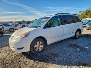 Toyota Sienna CE 3.5L 6 2008