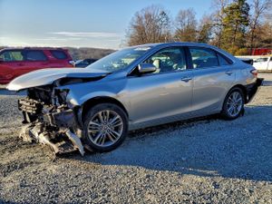 Toyota Camry LE 2.5L 4 2015