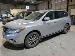 Nissan Pathfinder S 3.5L 6 2015