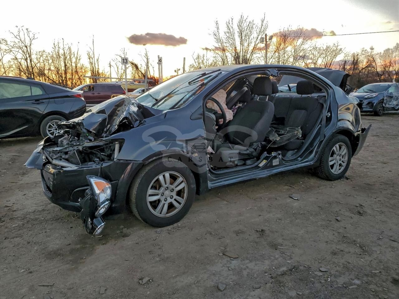 Chevrolet Aveo (Sonic) LT 1.8L 4 2015