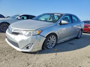 Toyota Camry HYBRID 2.5L 4 2012