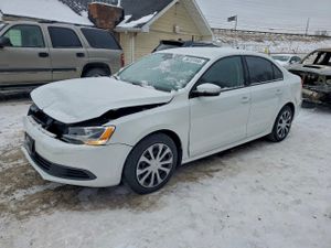 Volkswagen Jetta SE 1.8L 4 2014