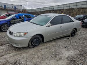 Toyota Camry LE 2.4L 4 2006