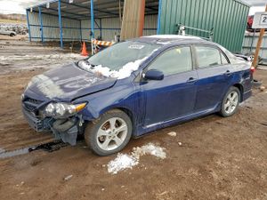 Toyota Corolla BASE 1.8L 4 2011