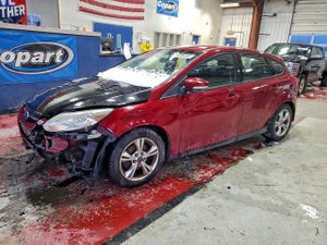 Ford Focus SE 2.0L 4 2013