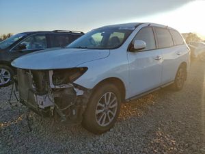 Nissan Pathfinder S 3.5L 6 2013