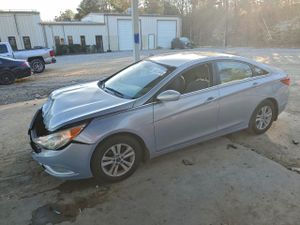 Hyundai Sonata GLS 2.4L 4 2013