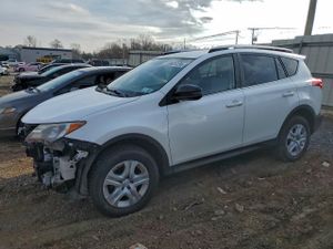Toyota Rav4 LE 2.5L 4 2015