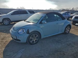 Volkswagen Beetle CONVERTIBLE OPTION PACKAGE 1 2.5L 5 2006