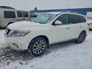 Nissan Pathfinder S 3.5L 6 2013