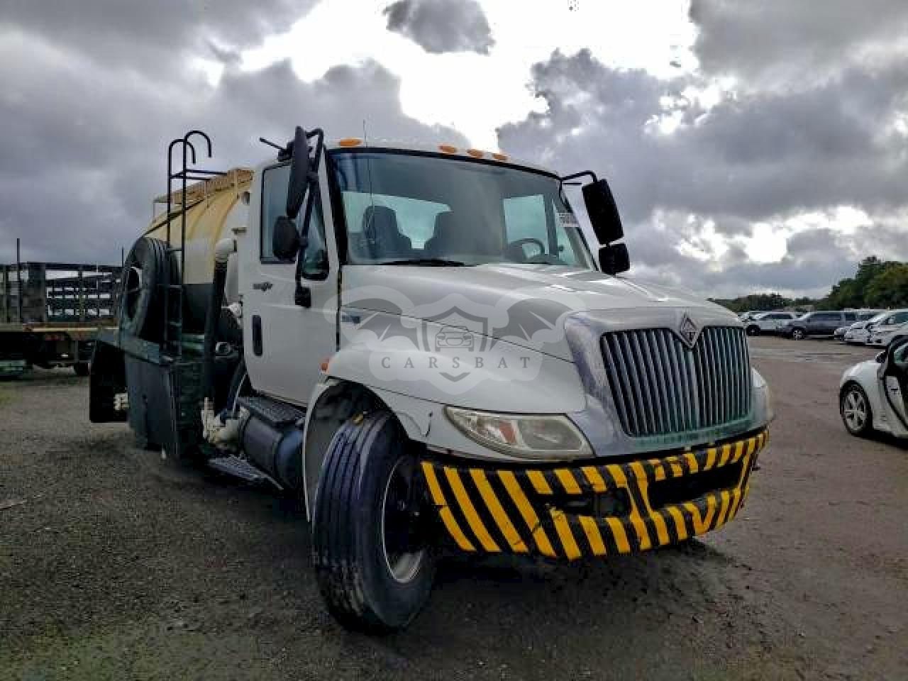 International DuraStar / 4000 4300 6.4L 8 2009