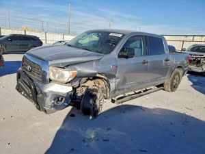 Toyota Tundra CREWMAX 5.7L 8 2009