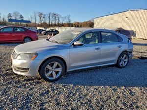 Volkswagen Passat SE 2.5L 5 2012