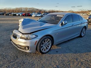 BMW 5 Series XI 3.0L 6 2015