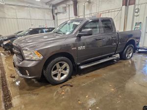 RAM 1500 ST 5.7L 8 2014