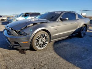 Ford Mustang GT 5.0L 8 2013