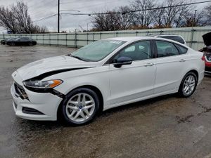 Ford Fusion SE 2.5L 4 2015