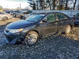 Toyota Camry BASE 2.5L 4 2012