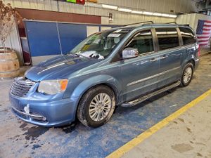 Chrysler Town & Country LIMITED 3.6L 6 2012