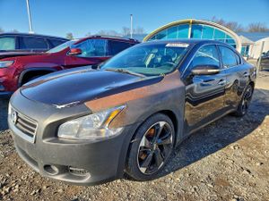 Nissan Maxima S 3.5L 6 2014