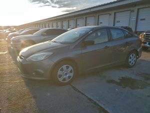 Ford Focus S 2.0L 4 2013