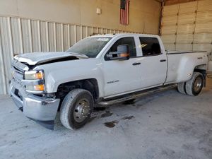 Chevrolet Silverado 1500 K3500 6.6L 8 2015