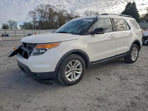 Ford Explorer XLT 3.5L 6 2011