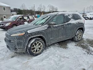 Jeep Cherokee LATITUDE 2.4L 4 2015