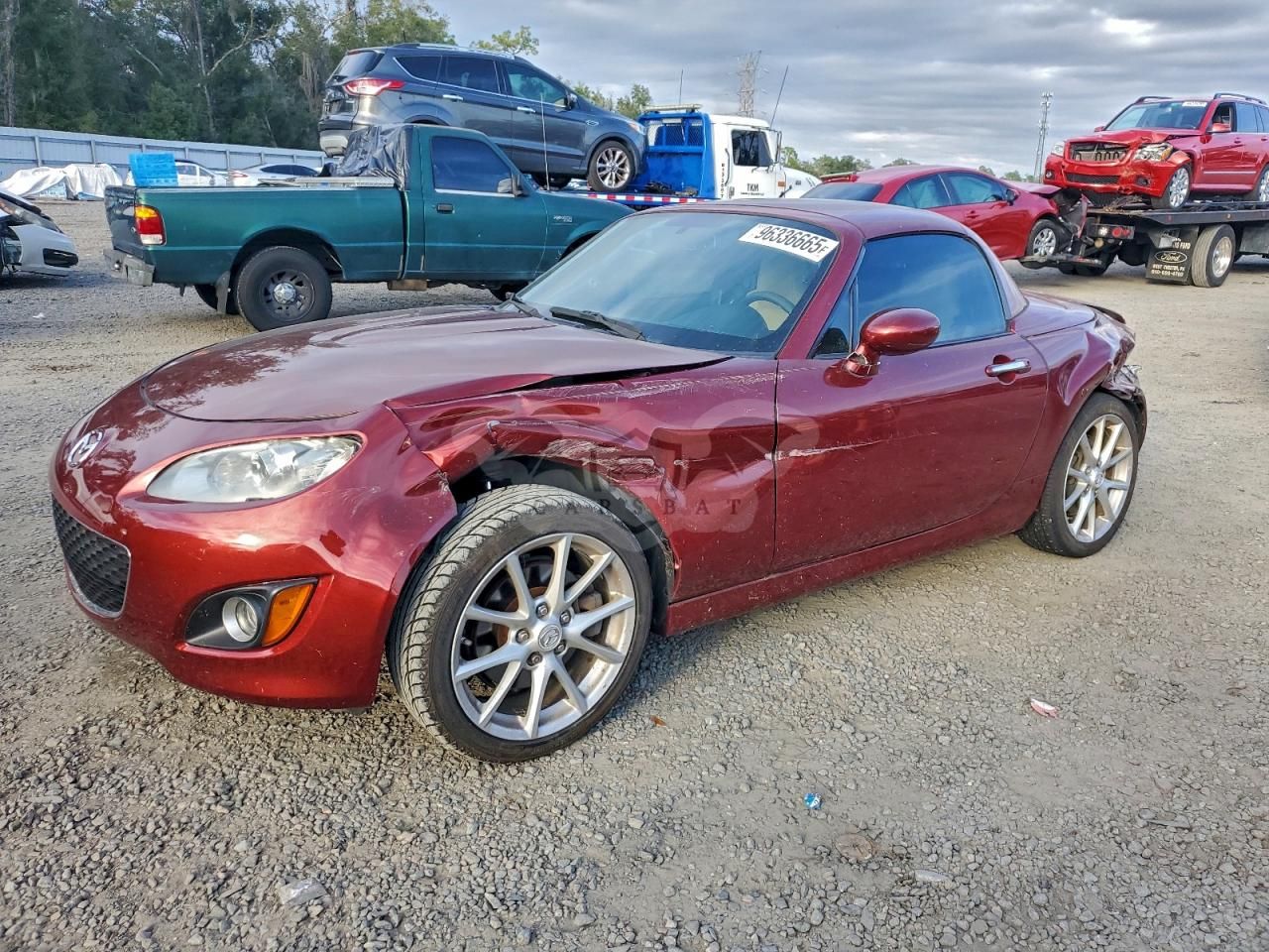Mazda MX-5 (Miata) 2.0L 4 2010