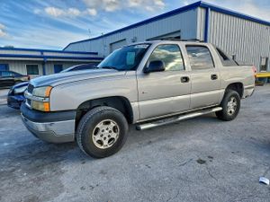 Chevrolet Avalanche C1500 5.3L 8 2004