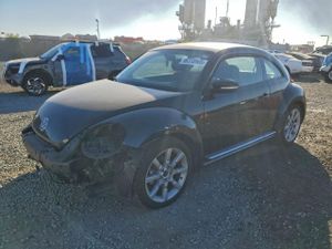 Volkswagen Beetle 2.5L 5 2012