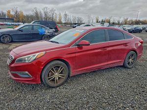Hyundai Sonata SE 2.4L 4 2015