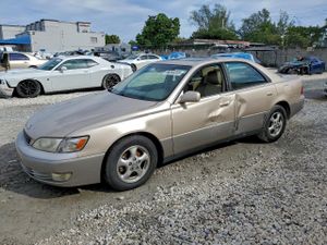 Lexus ES 300 3.0L 6 1999