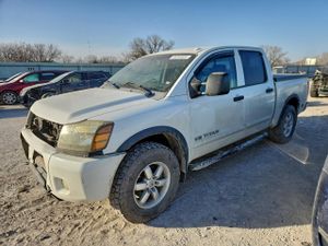 Nissan Titan XE 5.6L 8 2008