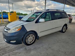Toyota Sienna XLE 3.5L 6 2008