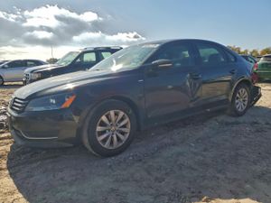 Volkswagen Passat S 1.8L 4 2015