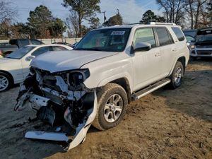 Toyota 4Runner SR5 4.0L 6 2014